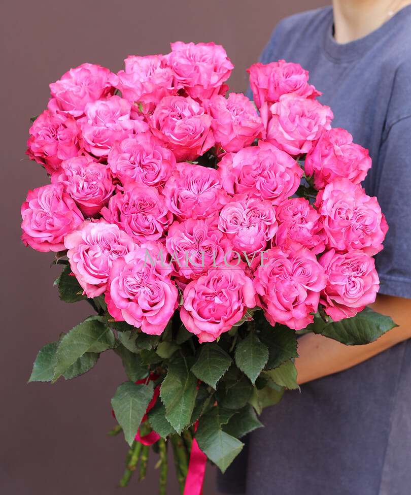 Букет из 25 пионовидных роз