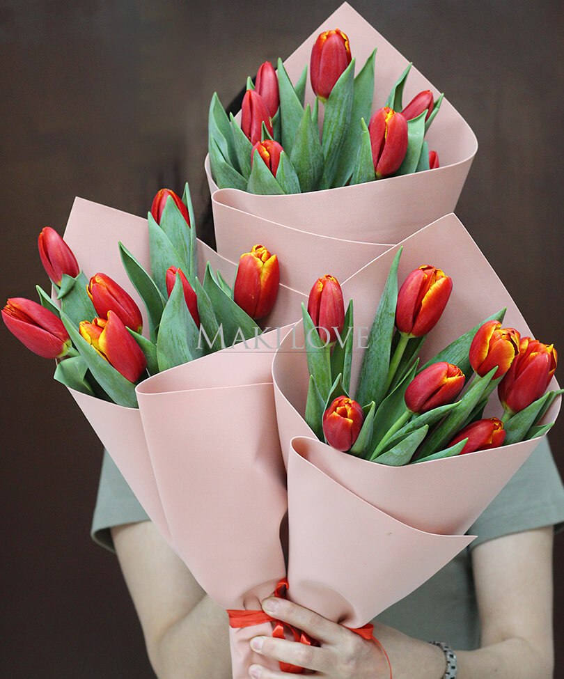 Весенние букеты для корпоративных заказов №2