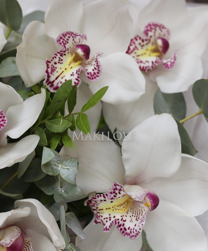 Букет орхидей «Незабываемый момент»