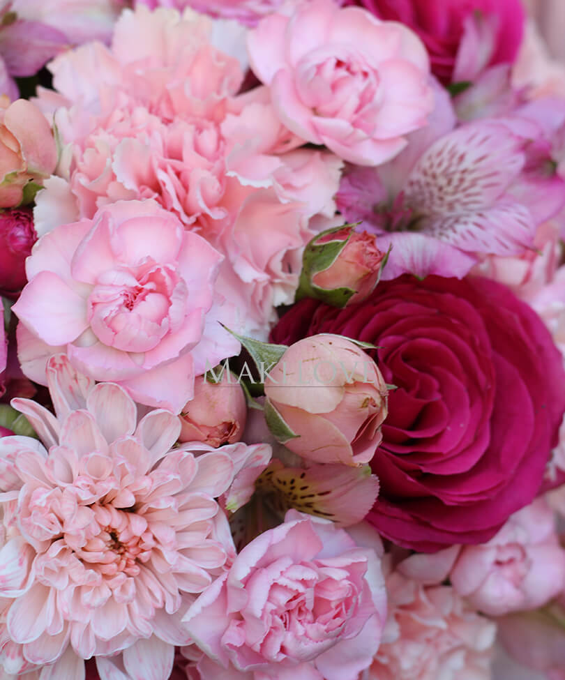 Букет «Сказочный эльф» в шляпной коробке»