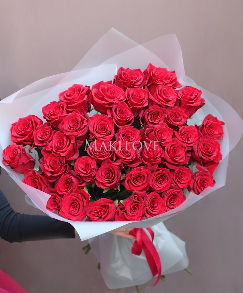 Букет из 41 красной розы