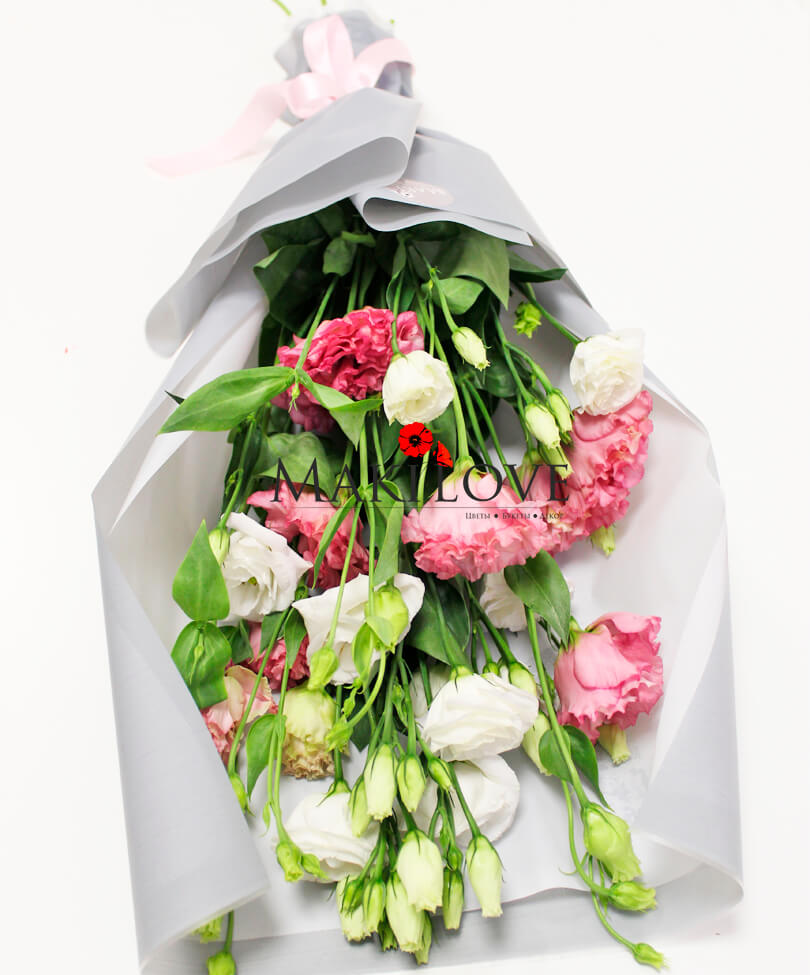 Букет из разноцветных эустом