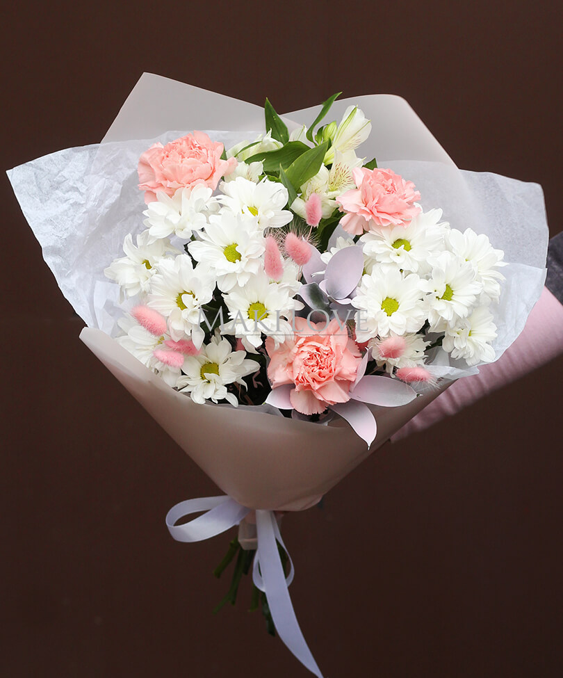 Букет «Очарование скромности»