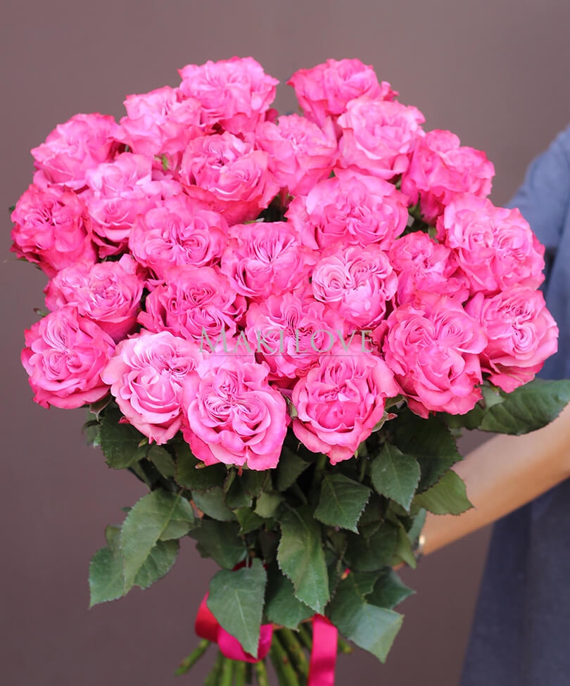 Букет из 25 пионовидных роз