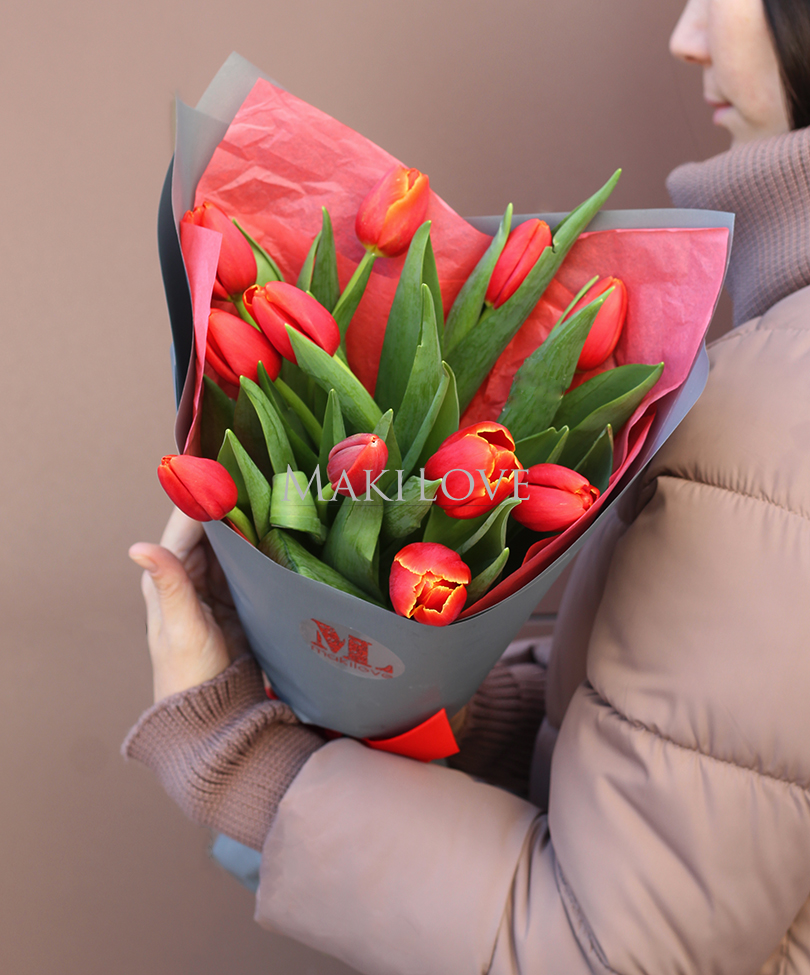 Букет тюльпанов «Вестники весны» 