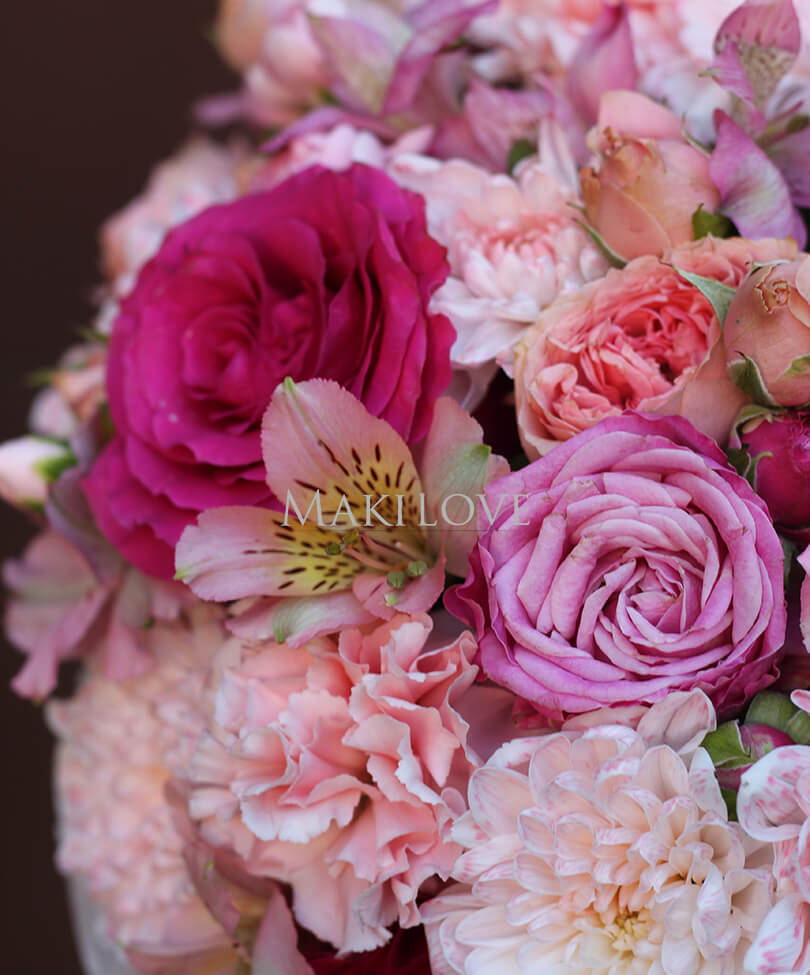 Букет «Сказочный эльф» в шляпной коробке»