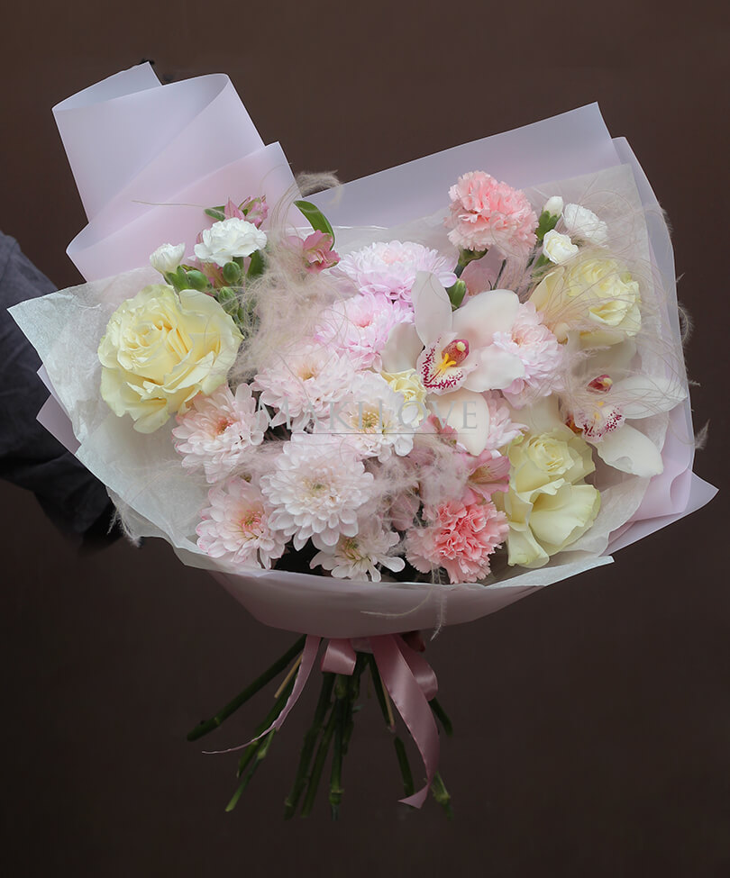 Букет с орхидеей "Ангельская нежность"