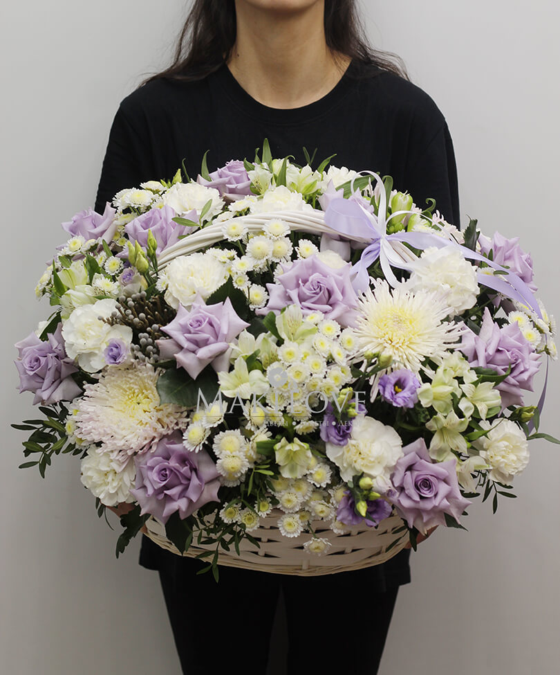 Букет цветов в корзине «Совершенство»