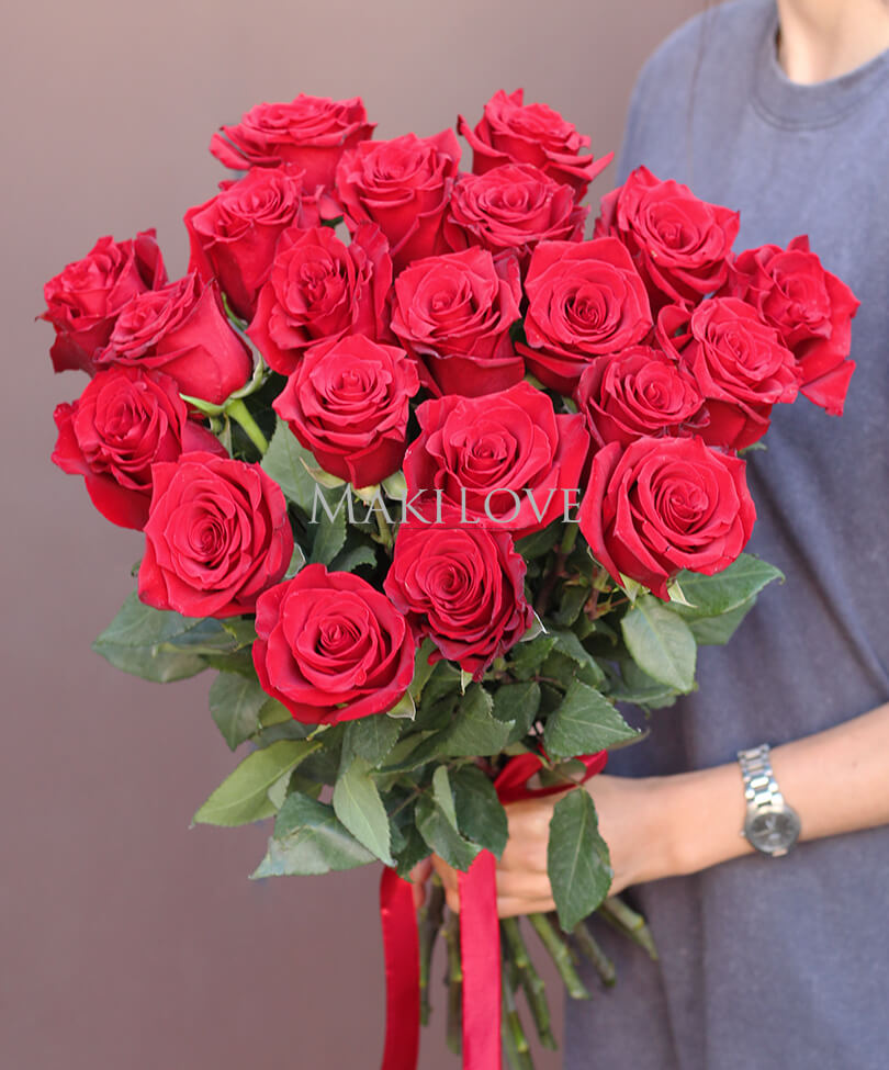 Букет 21 красная роза