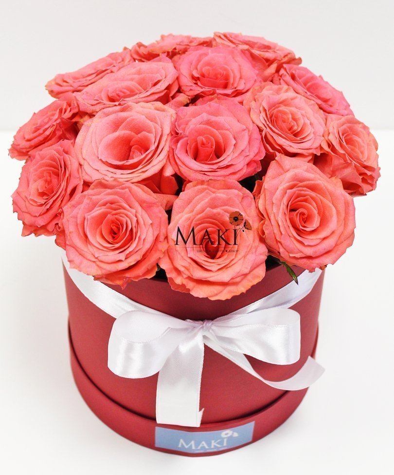 Букет роз в шляпной коробке «Казань»