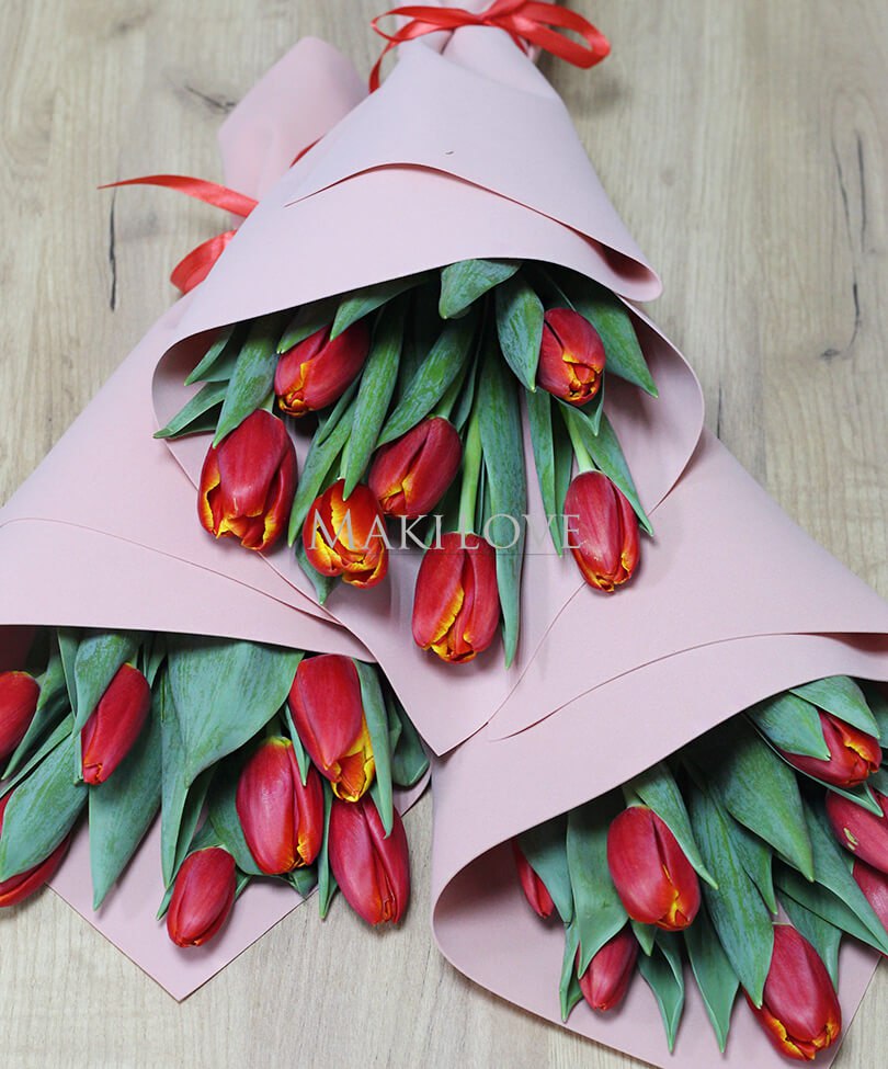 Весенние букеты для корпоративных заказов №2