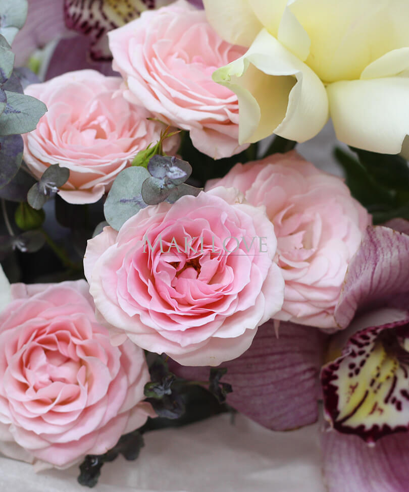 Букет с розой и орхидеей "Шёлк"