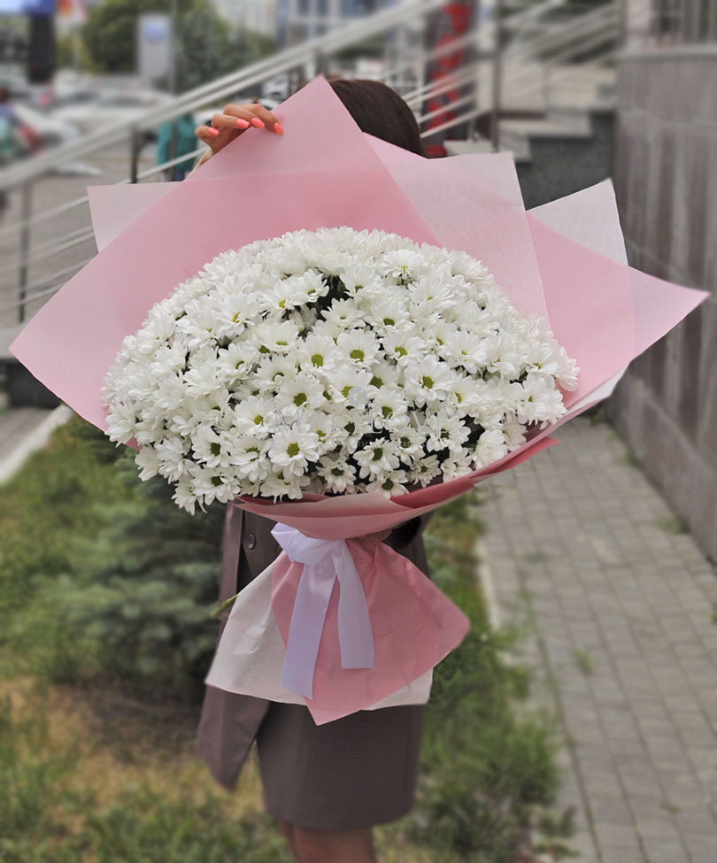 Букет из 25 хризантем