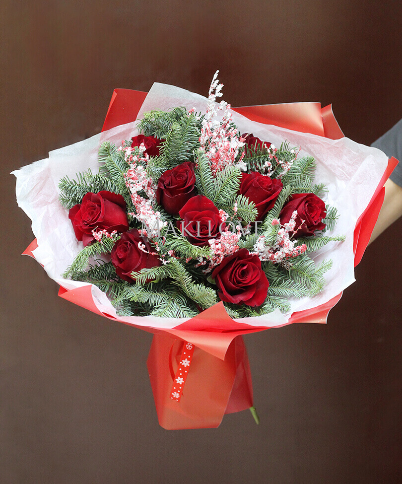 Зимний букет «12 месяцев»