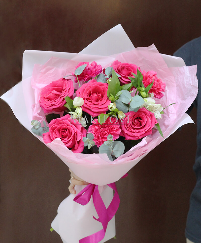 Букет цветов «Пинчер»