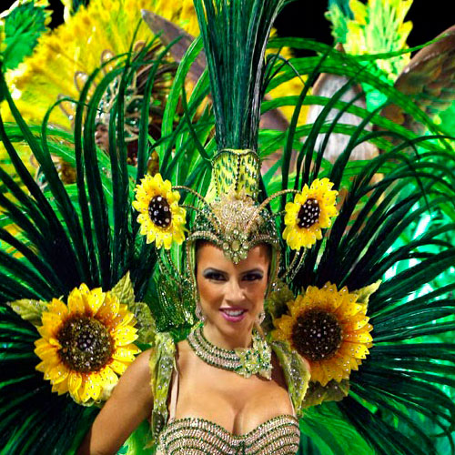 Бразильянка на карнавале