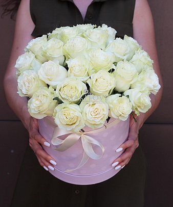 Букет «White love» из 25 белых роз