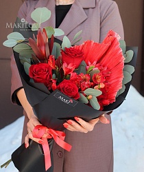 Букет цветов «Страстный красный»