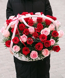Корзина из 51 розы «Для тебя»