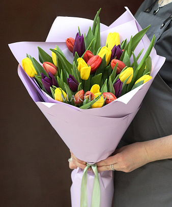 25 тюльпанов