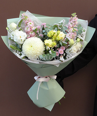 Букет «Замечательному человеку»