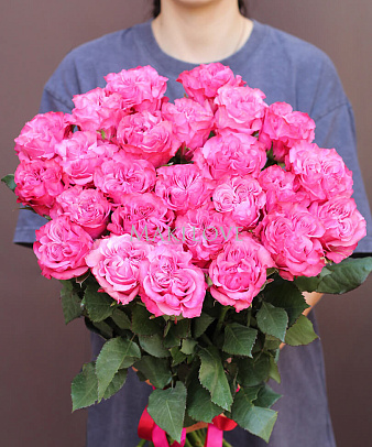 Букет из 25 пионовидных роз