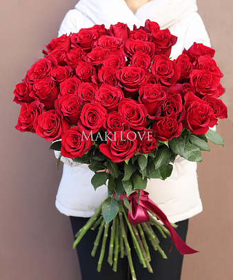 Букет 45 красных роз