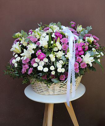 Композиция «Тайное признание» в корзинке