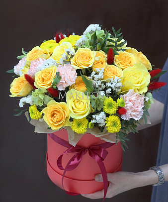 Букет «Бурано» в шляпной коробке