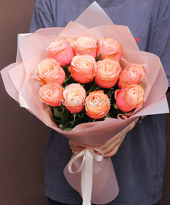 Букет из 11 пионовидных роз