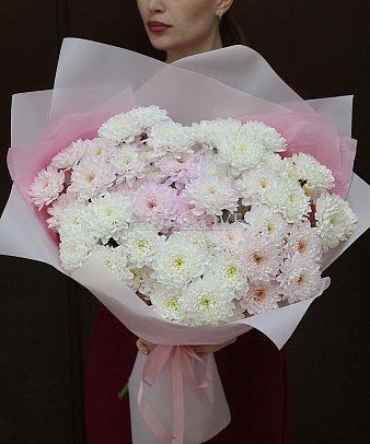 Букет из 9 нежных хризантем